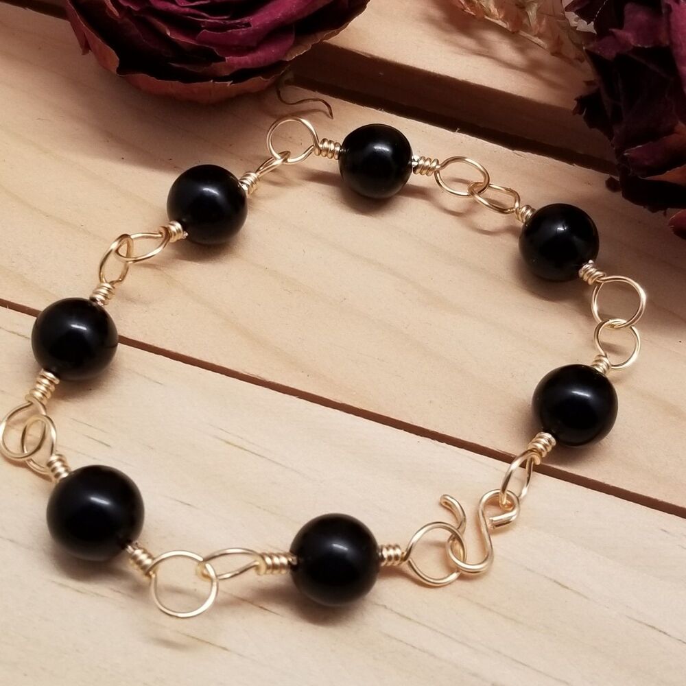 Handmade Black Bead Gold Tone Wire Wrapped Chain Bracelet Elegant Minimalist
